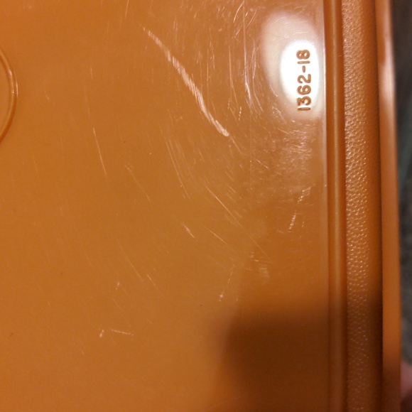 Vintage Tupperware Square Away Sandwich Holder Orange 1362-18 - Picture 5 of 9